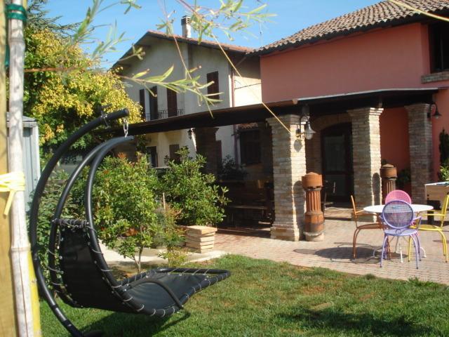 Massa Lombarda Agriturismo Ferrettiヴィラ エクステリア 写真